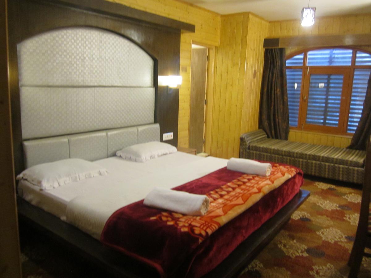 Hotel Akbar Sonāmarg 外观 照片