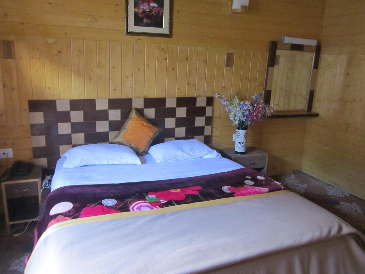 Hotel Akbar Sonāmarg 外观 照片