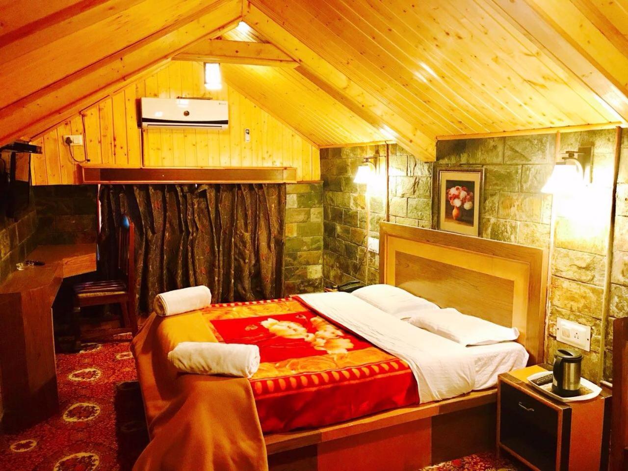 Hotel Akbar Sonāmarg 外观 照片
